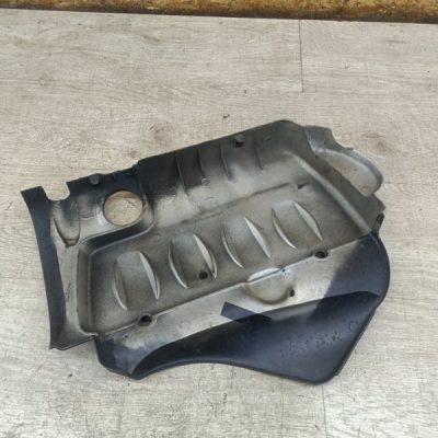 Декоративная крышка двигателя Opel Vectra B 1999 X18XE1 1.8 седан 4дв. - изображение 5