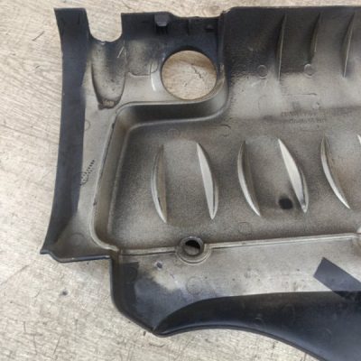 Декоративная крышка двигателя Opel Vectra B 1999 X18XE1 1.8 седан 4дв. - изображение 6