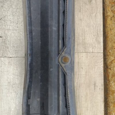 Водосток/жабо Opel Vectra B 1999 X18XE1 1.8 седан 4дв. - изображение 5