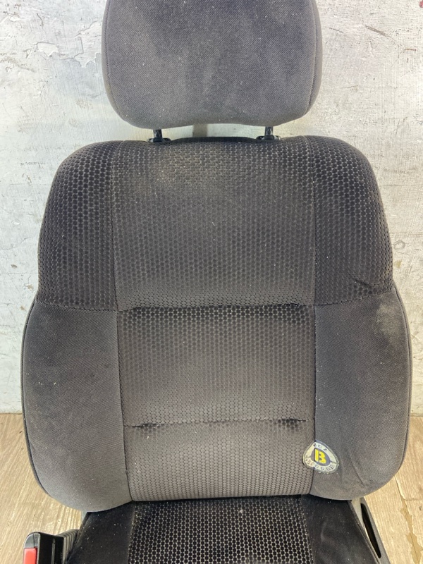 Сиденье водительское Opel Vectra B 1999 X18XE1 1.8 седан 4дв. — изображение 2