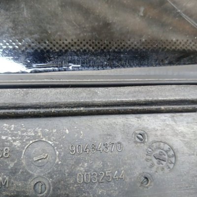 Стекло кузовное глухое Opel Vectra B 1999 седан 4дв. X18XE1 1.8 Задн. Прав. - изображение 3