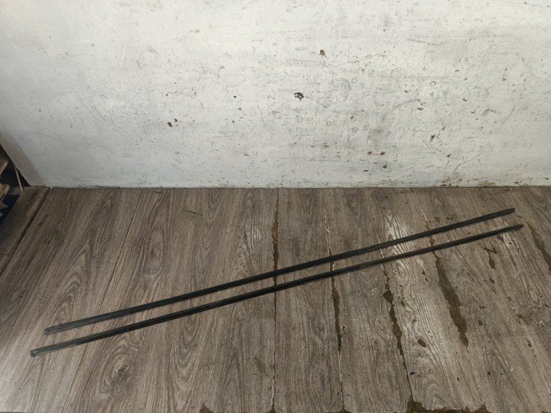 Накладка на порог Opel Vectra B 1999 X18XE1 1.8 седан 4дв.