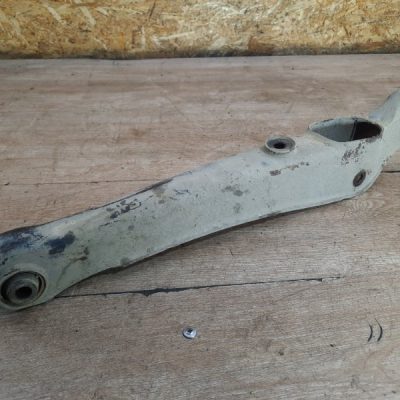 Рычаг поперечный Mitsubishi Lancer 1.6 2004 4G18 седан 4дв., Задн.