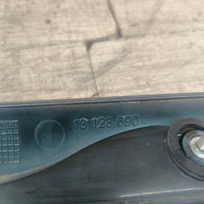 Накладка ручки крышки багажника Opel Astra G 2003 хетчбэк 5дв. Z16XE 1.6 - изображение 7