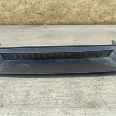 Стоп-сигнал крышки багажника Opel Astra G 2003 Z16XE 1.6 хетчбэк 5дв. - изображение 3