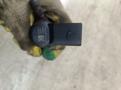Топливная форсунка Land Rover Range Rover 2008 276DT внедорожник