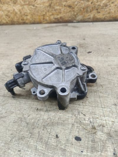 Вакуумный насос Land Rover Range Rover 2008 276DT внедорожник