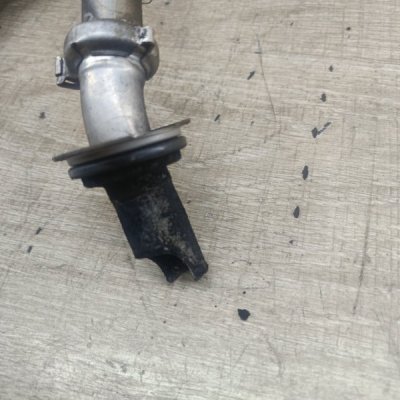 Патрубок EGR Land Rover Range Rover 2008 внедорожник 276DT - изображение 3