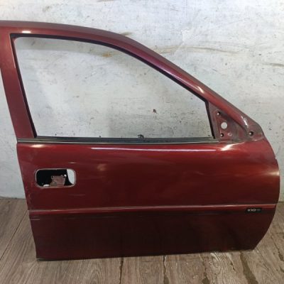 Дверь Opel Vectra B 1999 X18XE1 1.8 седан 4дв., Перед., Прав.