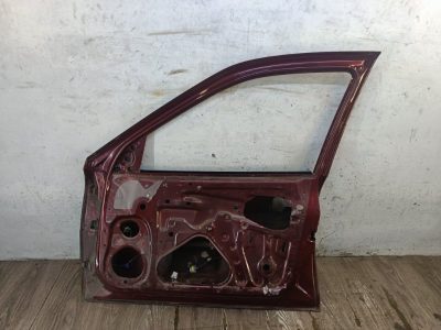Дверь Opel Vectra B 1999 X18XE1 1.8 седан 4дв., Перед., Прав.