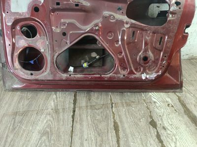 Дверь Opel Vectra B 1999 X18XE1 1.8 седан 4дв., Перед., Прав.