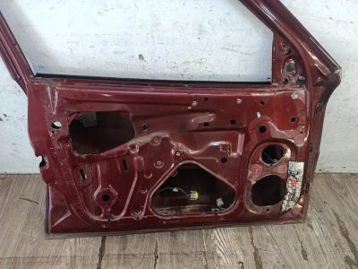 Дверь Opel Vectra B 1999 X18XE1 1.8 седан 4дв., Перед., Лев.