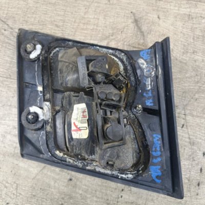 Фонарь крышки багажника Nissan Primera 1996 седан 4дв. GA16DE Задн. Прав. - изображение 8