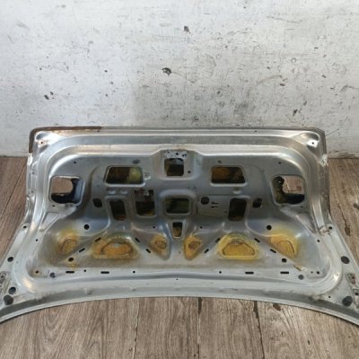 Крышка багажника Nissan Primera 1996 седан 4дв. GA16DE - изображение 6
