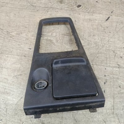 Пепельница Nissan Primera 1996 седан 4дв. GA16DE - изображение 7
