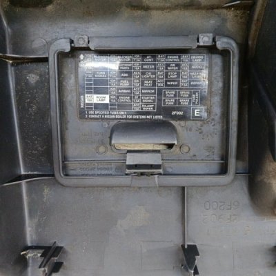 Накладка на торпедо/консоль Nissan Primera 1996 седан 4дв. GA16DE Лев. - изображение 9