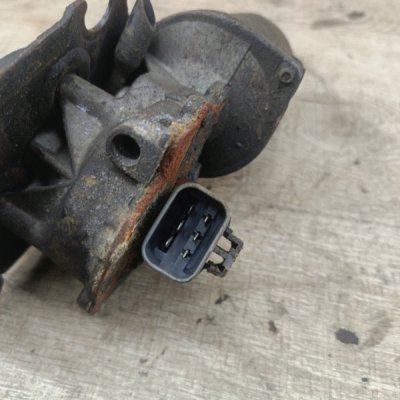 Мотор дворников Nissan Primera 1996 седан 4дв. GA16DE Перед. - изображение 4