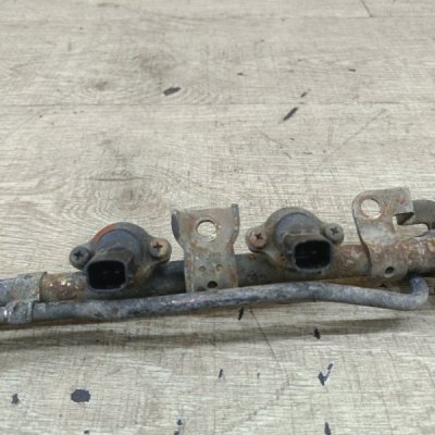 Топливная рампа Nissan Primera 1996 седан 4дв. GA16DE - изображение 8