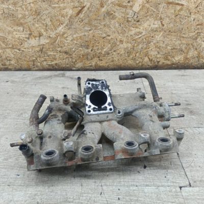 Коллектор впускной Nissan Primera 1996 GA16DE седан 4дв.