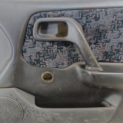 Обшивка двери Nissan Primera 1996 GA16DE седан 4дв., Перед., Прав. - изображение 4