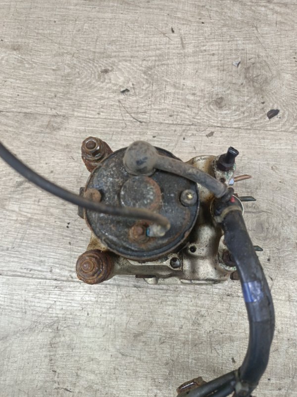Блок abs Nissan Primera 1996 седан 4дв. GA16DE