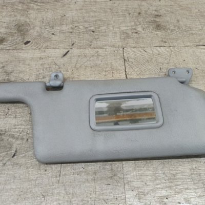 Козырек солнцезащитный Nissan Primera 1996 седан 4дв. GA16DE - изображение 3