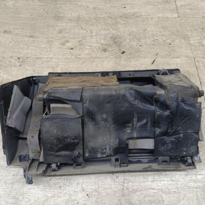 Бардачок Nissan Primera 1999 седан 4дв. QG18DE - изображение 3