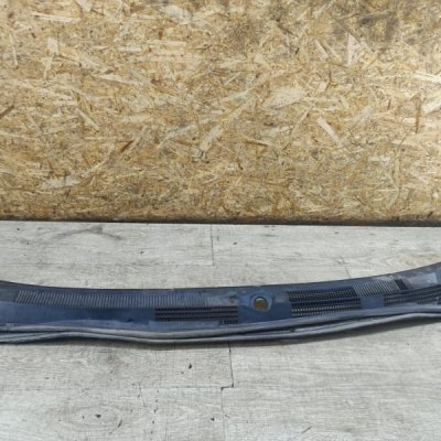 Водосток/жабо Nissan Primera 1999 седан 4дв. QG18DE - изображение 1