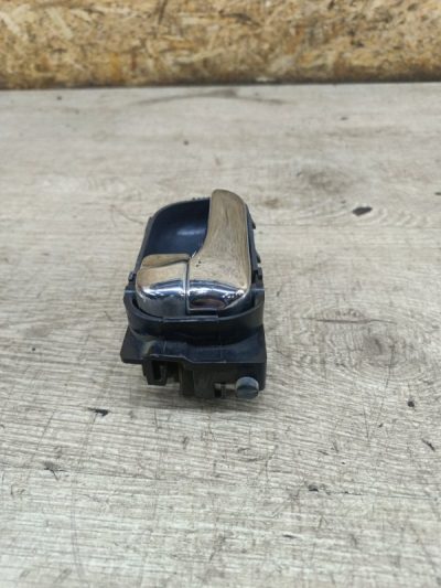 Ручка двери внутренняя Nissan Primera 1999 QG18DE седан 4дв., Перед., Лев.