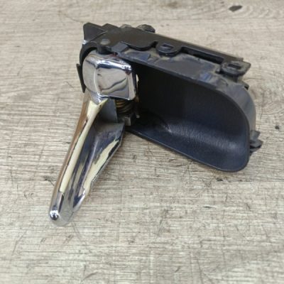 Ручка двери внутренняя Nissan Primera 1999 QG18DE седан 4дв., Перед., Лев. - изображение 6
