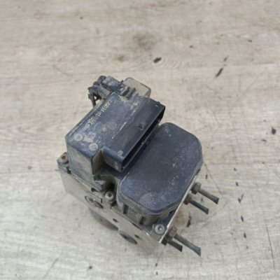 Блок abs Nissan Primera 1999 седан 4дв. QG18DE - изображение 2