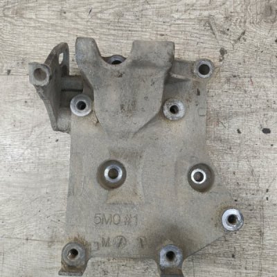 Кронштейн кондиционера Nissan Primera 1999 седан 4дв. QG18DE - изображение 4