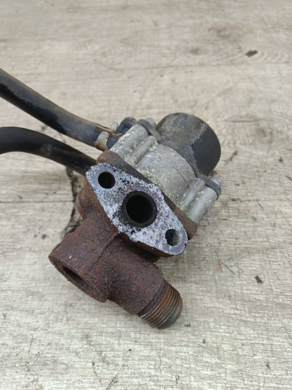 Клапан EGR (ЕГР) Nissan Primera 1999 седан 4дв. QG18DE