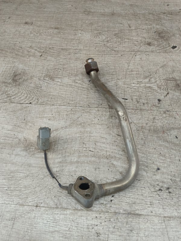 Патрубок EGR Nissan Primera 1999 седан 4дв. QG18DE