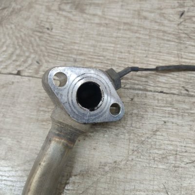 Патрубок EGR Nissan Primera 1999 седан 4дв. QG18DE - изображение 8