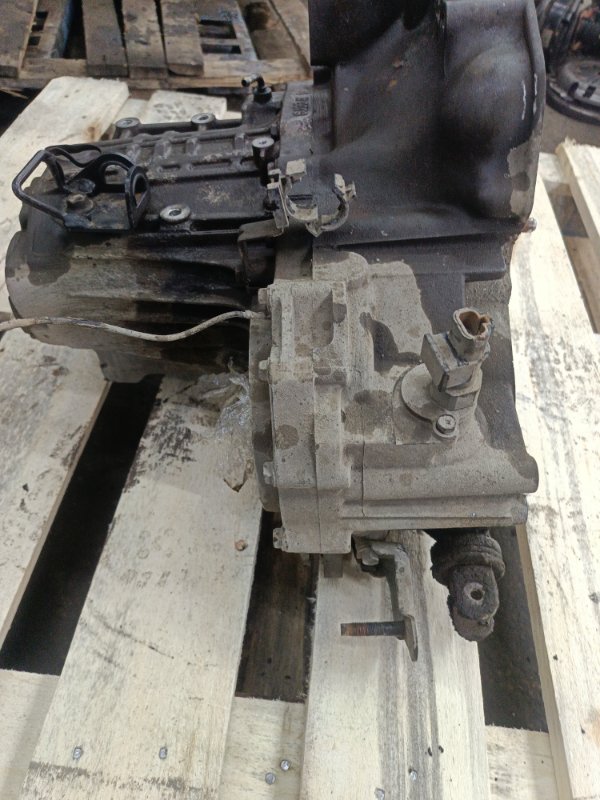 МКПП Nissan Primera 1999 седан 4дв. QG18DE