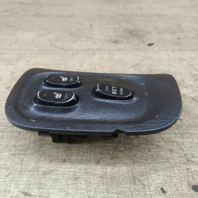 Кнопка обогрева сидений Hyundai Sonata 1997 седан 4дв. G4CP, V275766 - изображение 9