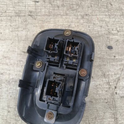 Кнопка обогрева сидений Hyundai Sonata 1997 седан 4дв. G4CP, V275766 - изображение 6