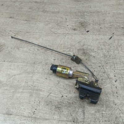 Замок крышки багажника Hyundai SONATA 1997 G4CP, V275766 седан 4дв.