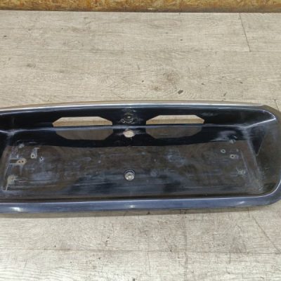 Накладка на крышку багажника Hyundai SONATA 1997 G4CP, V275766 седан 4дв.