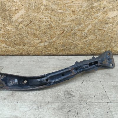 Поперечная балка двигателя Hyundai Sonata 1997 седан 4дв. G4CP, V275766 - изображение 8