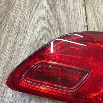 Фонарь крышки багажника Opel Astra J 2011 хетчбэк 5-ти дв., Задн., Прав. - изображение 2