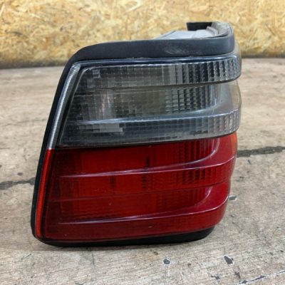 Фара Mercedes-Benz 124 1994 2.0 седан 4дв., Задн., Лев. - изображение 2