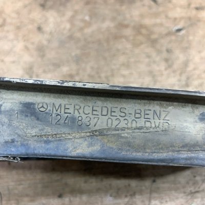 Клапан вентиляции Mercedes-Benz 124 1994 седан 4дв. 2.0 - изображение 9