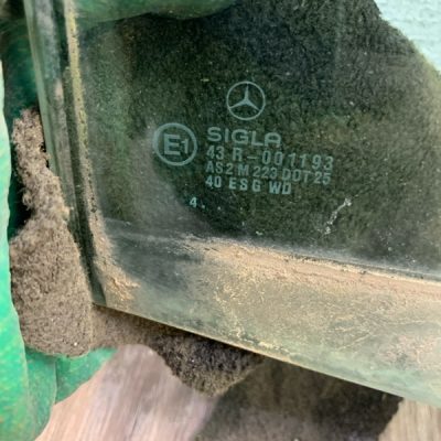 Стекло ветровое Mercedes-Benz 124 1994 2.0 седан 4дв., Задн., Прав. - изображение 5