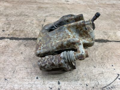 Суппорт Mercedes-Benz 124 1994 2.0 седан 4дв., Перед., Лев.