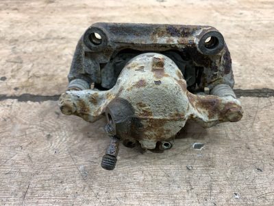 Суппорт Mercedes-Benz 124 1994 2.0 седан 4дв., Перед., Лев.