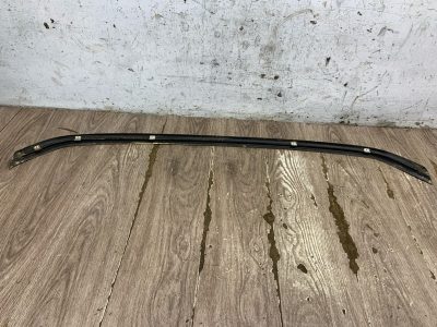 Уплотнительная резинка багажника Mercedes-Benz 124 1994 2.0 седан 4дв.
