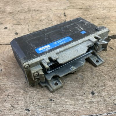 Блок управления abs Mercedes-Benz 124 1994 2.0 седан 4дв.
