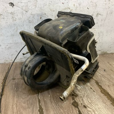 Корпус печки Mercedes-Benz 124 1994 седан 4дв. 2.0 - изображение 1